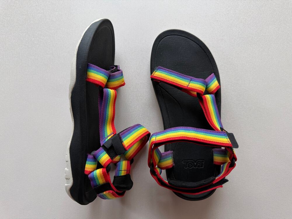Teva Men's Black Multi Hurricane XLT2 Rainbow Pride Sport Sandals Size 6